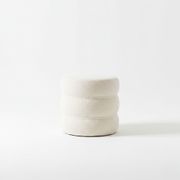 Tabouret en tissu blanc